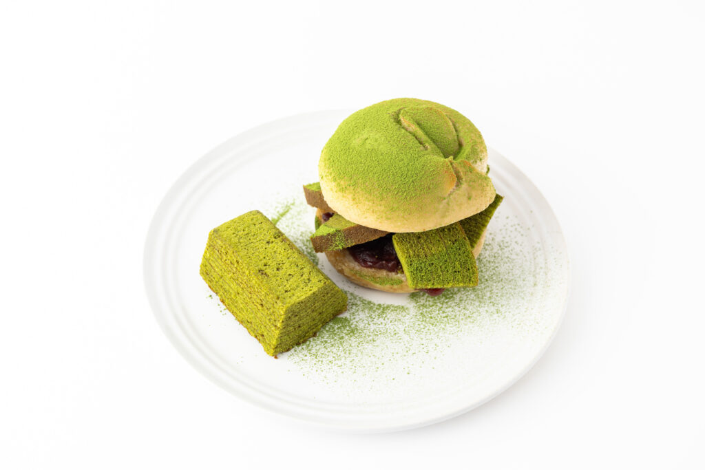 不揃い宇治抹茶バウムあんこベーグルサンド